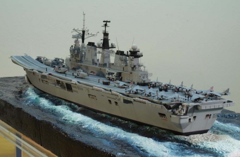 Illustrious350_01.jpg