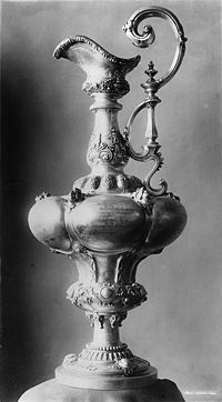 200px-The_America\'s_Cup.jpg